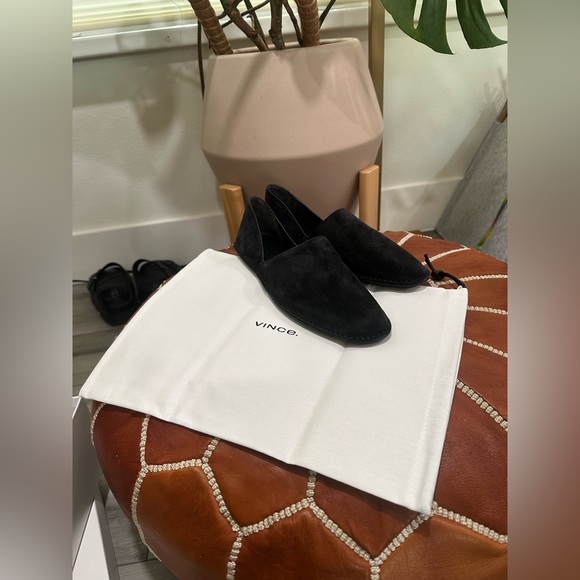 Vince Finola Almond Toe d'Orsay Suede Flats - Picture 3 of 13